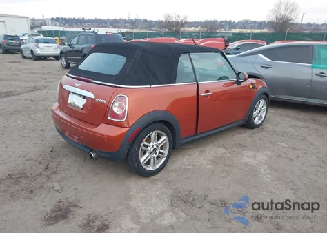 2013 Mini Convertible Cooper из США, поврежденный, VIN WMWZN3C5XDT135537